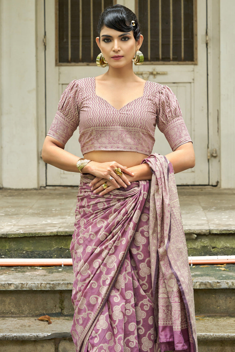 Eclat Light Purple Lucknowi Silk Saree With Magnetic Blouse Piece