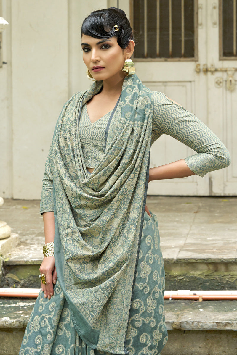 Adorning Sea Green Lucknowi Silk Saree With Sizzling Blouse Piece