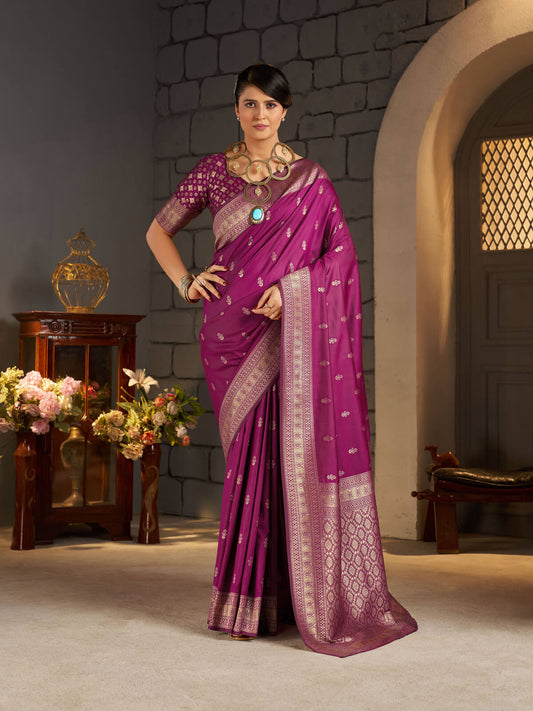 Enchanting Dark Pink Banarasi Silk Saree With Aplomb Blouse Piece