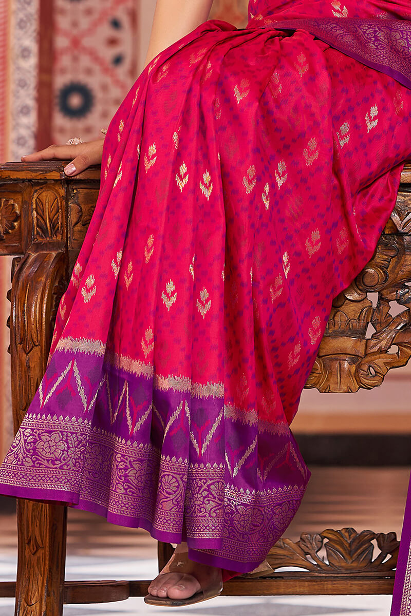 Serendipity Dark Pink Soft Banarasi Silk Saree With Flattering Blouse Piece