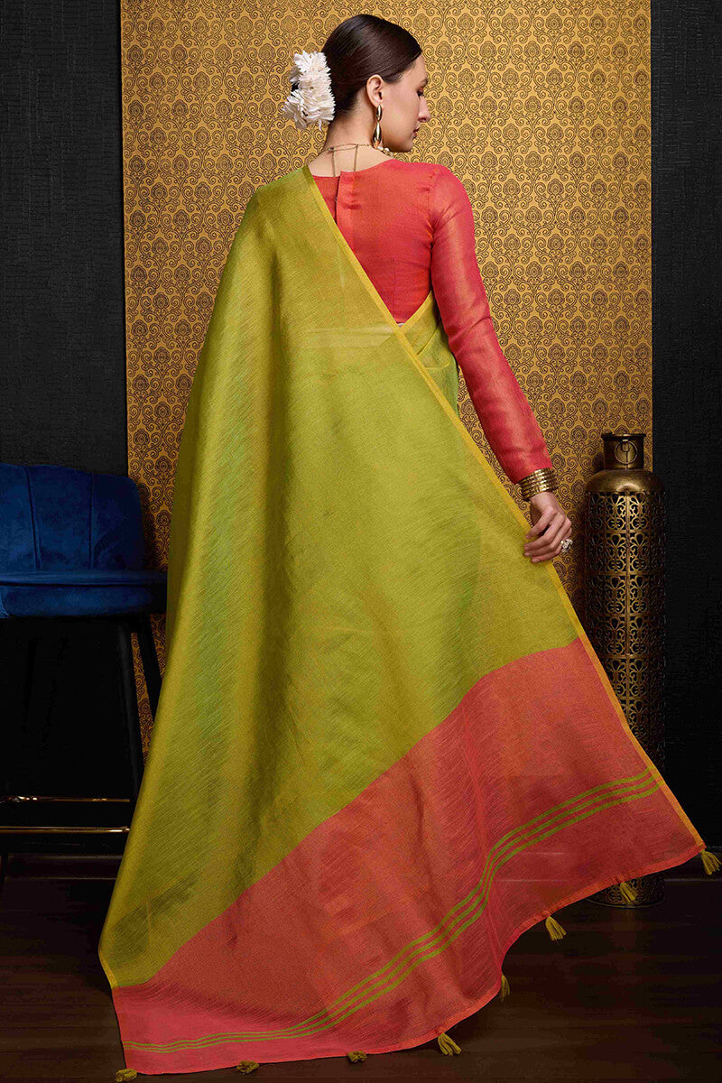 Desultory Green Soft Banarasi Tissue Silk Saree With Opulent Blouse Piece