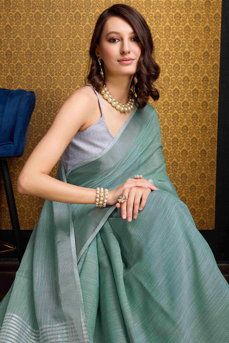 Gratifying Green Cotton Silk Saree With Groovy Blouse Piece