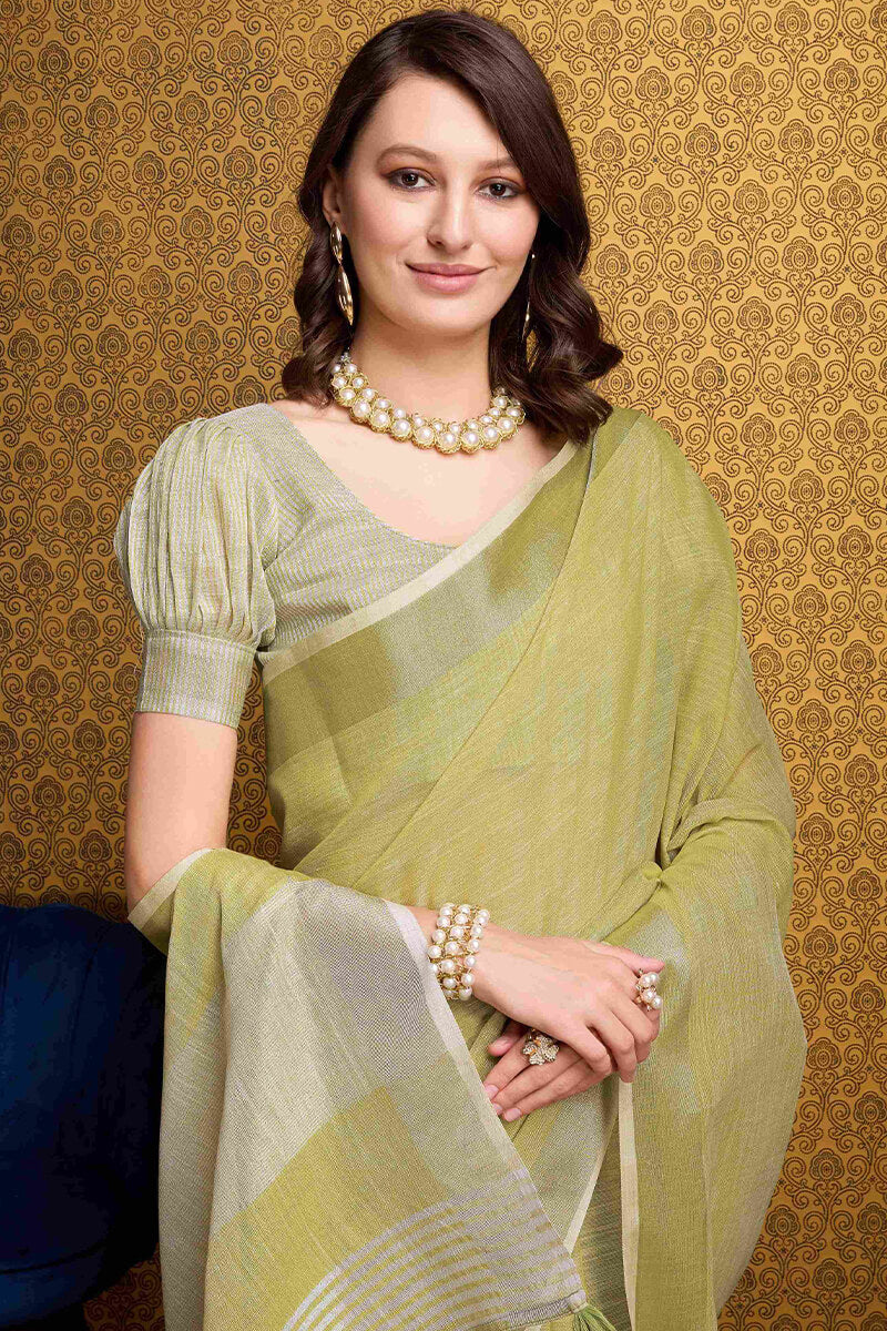 Super extravagant Mustard Cotton Silk Saree With Transcendent Blouse Piece