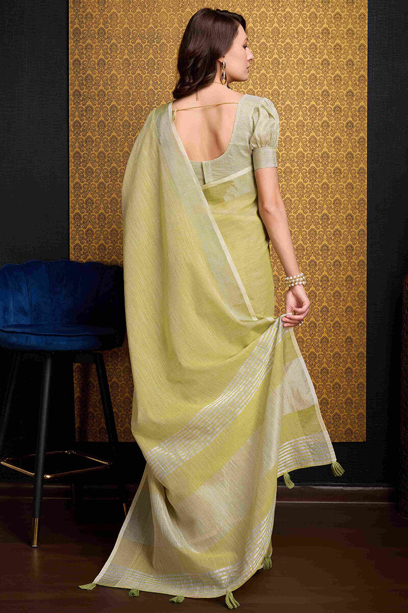 Super extravagant Mustard Cotton Silk Saree With Transcendent Blouse Piece