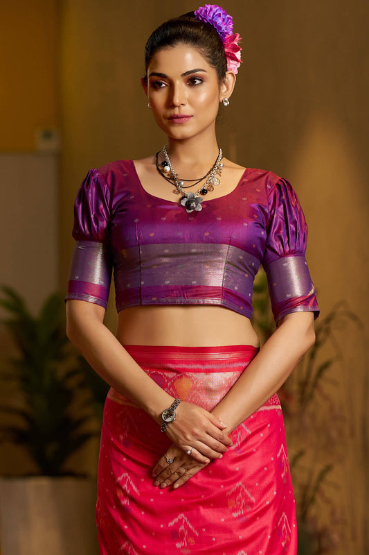 Incomparable Dark Pink Pure Zari Weaving Banarasi Silk Saree With Felicitous Blouse Piece