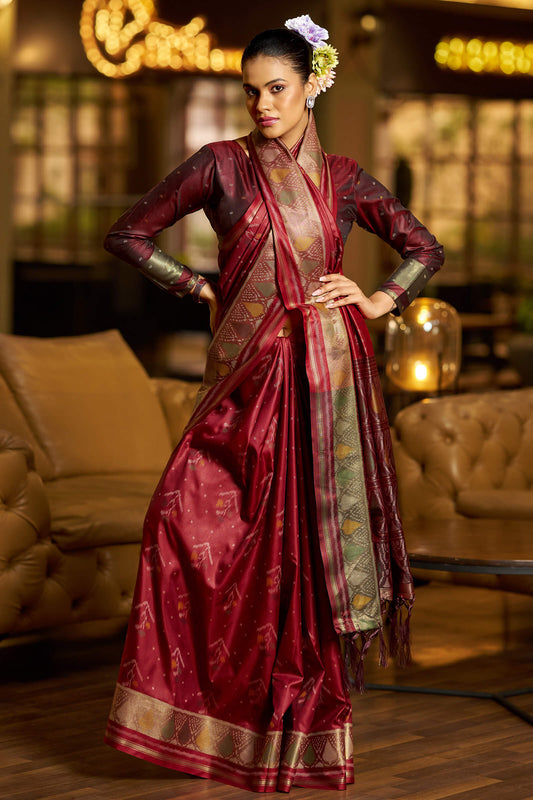 Aplomb Maroon Pure Zari Weaving Banarasi Silk Saree With Ebullience Blouse Piece
