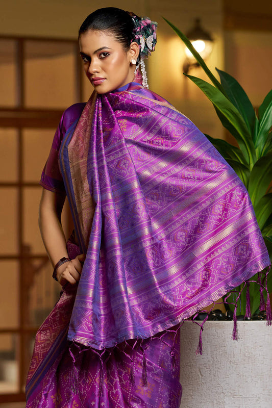 Quixotic Purple Pure Zari Weaving Banarasi Silk Saree With Propinquity Blouse Piece