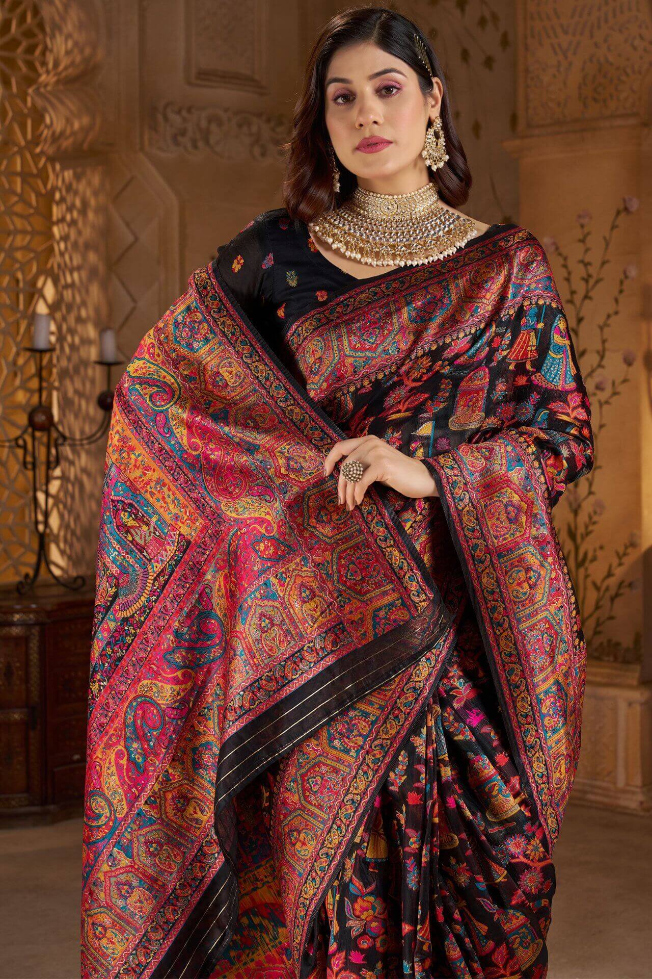 Snazzy Black Pashmina Saree With Stunner Blouse Piece