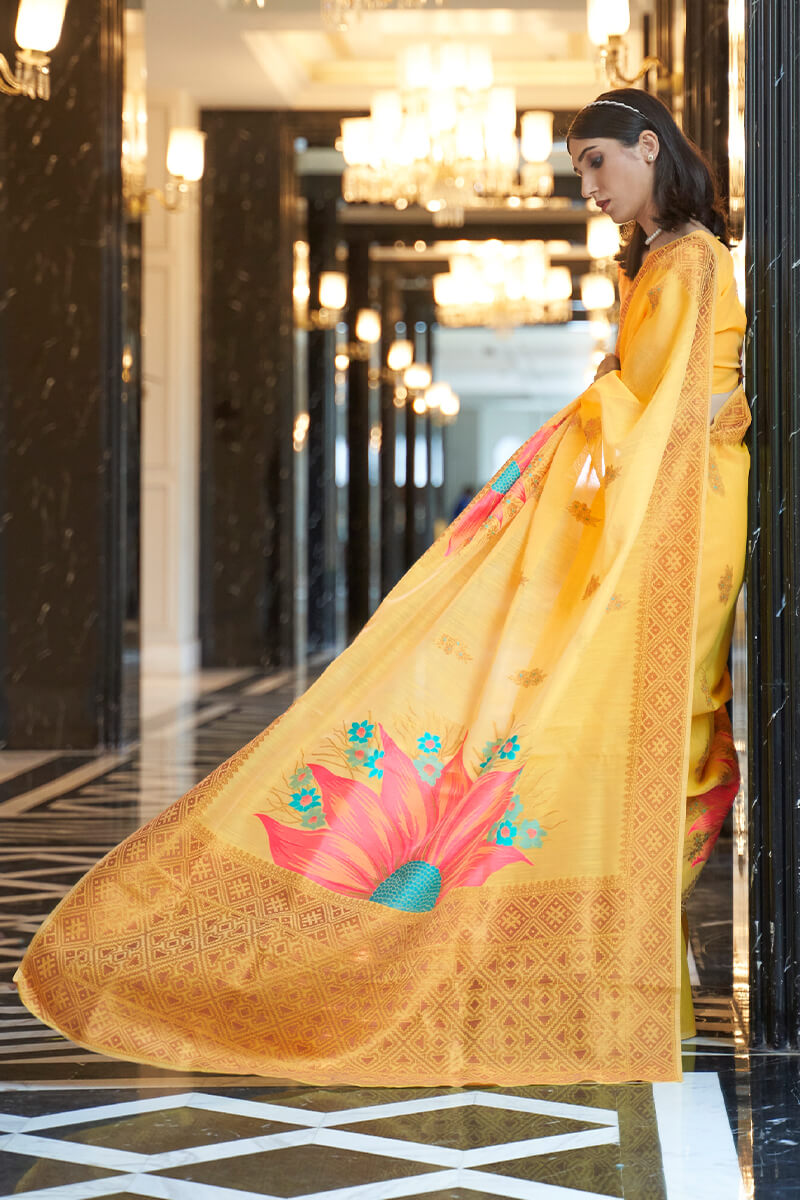 Outstanding Yellow Cotton Silk Saree With Invaluable Blouse Piece