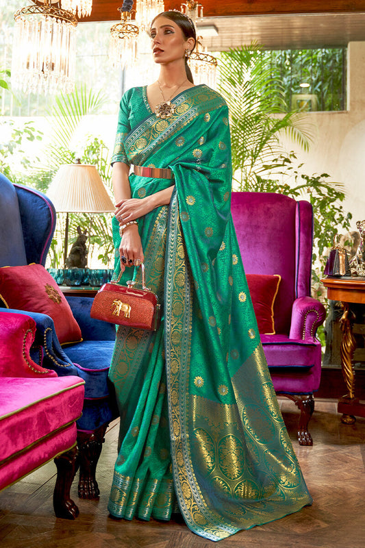 Felicitous Rama Kanjivaram Silk Saree With Amiable Blouse Piece