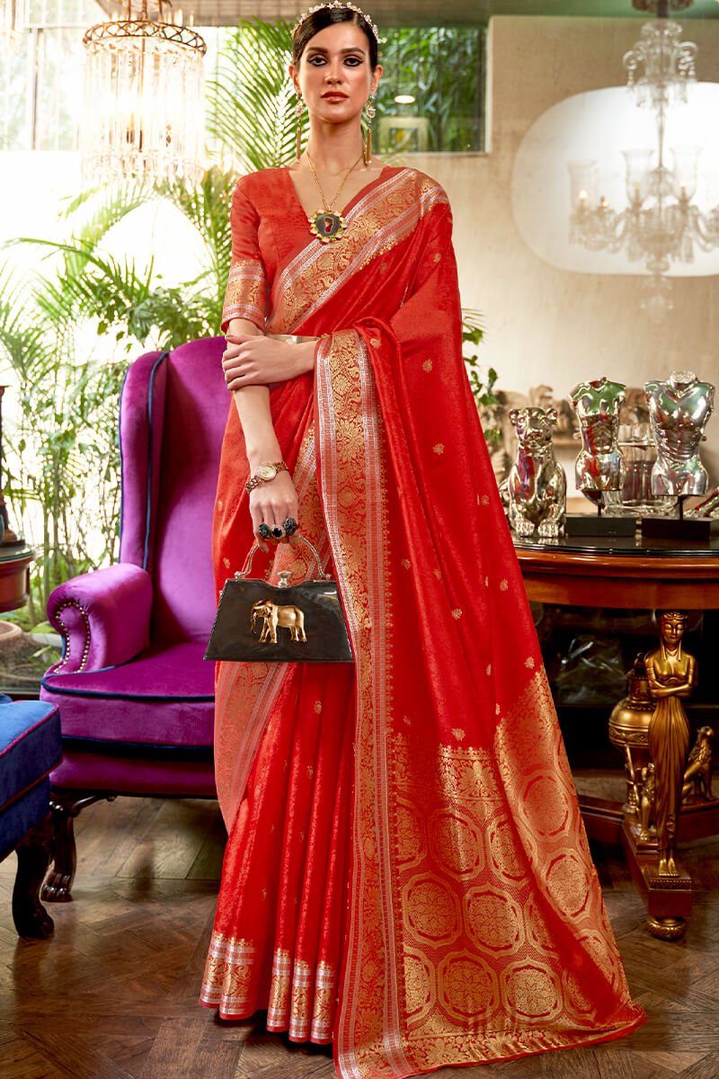 Artistic Red Kanjivaram Silk Saree With Fragrant Blouse Piece