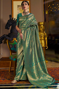 Improbable Rama Kanjivaram Silk Saree With Exuberant Blouse Piece