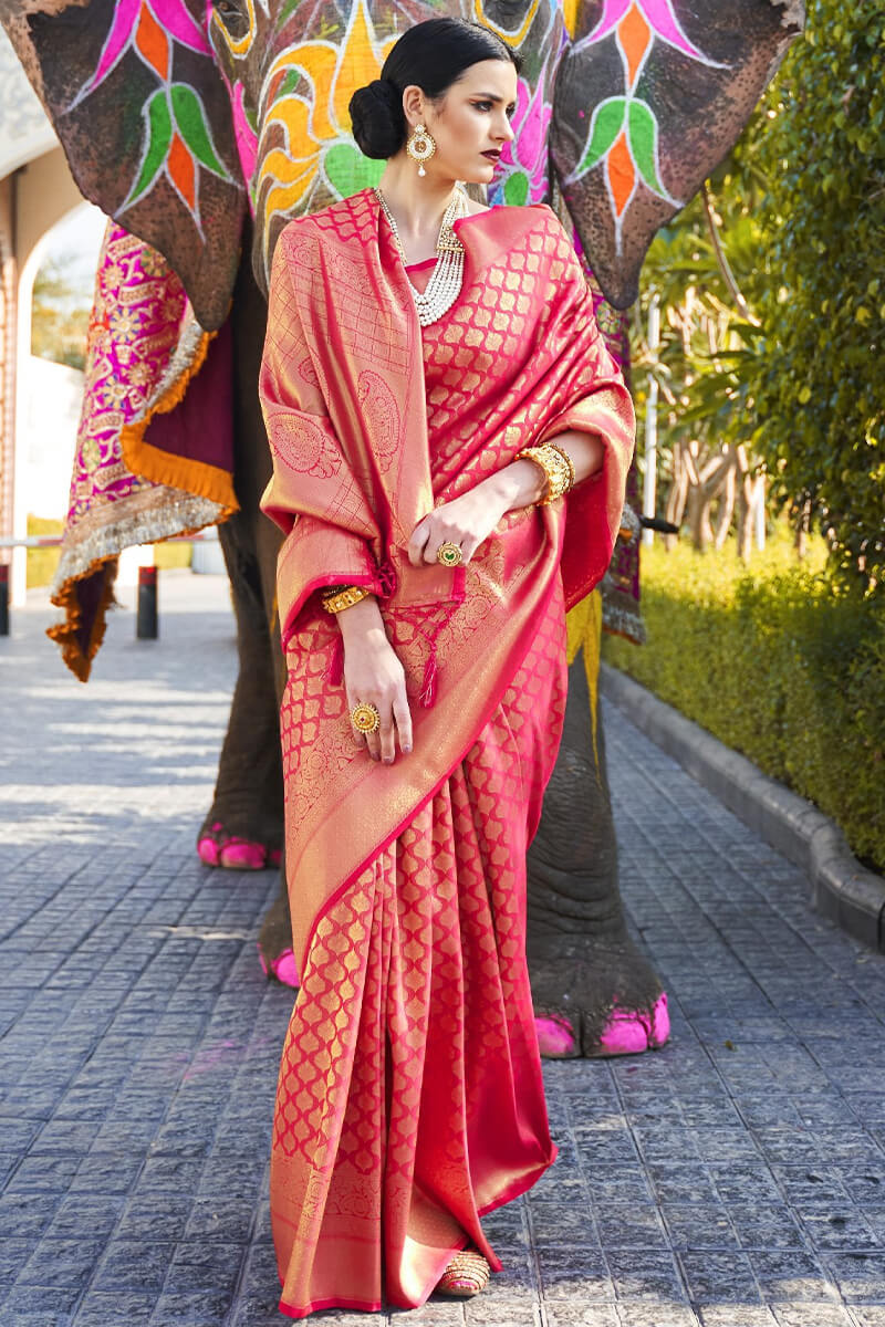 Inimitable Dark Pink Kanjivaram Silk Saree With Ineffable Blouse Piece