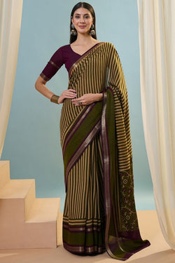 Mesmerising Green Printed Cotton Silk Saree With Flamboyant Blouse Piece