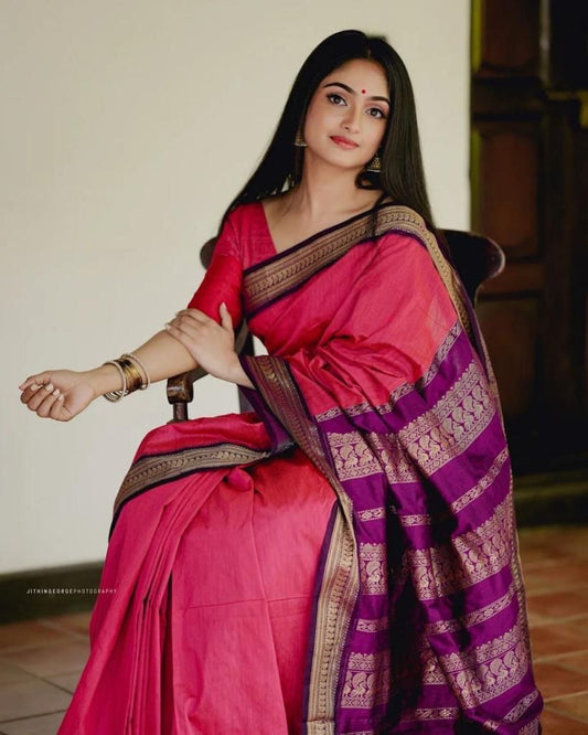 Snazzy Pink Soft Banarasi Silk Saree With Luxuriant Blouse Piece