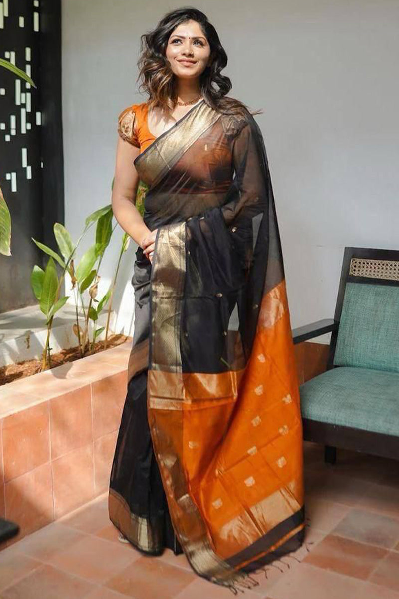 Susurrous Black Cotton Silk Saree With Staring Blouse Piece