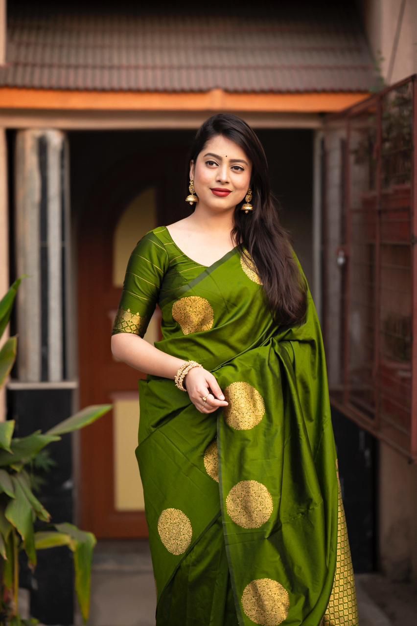 Pleasant Green Soft Silk Saree With Sophisticated Blouse Piece