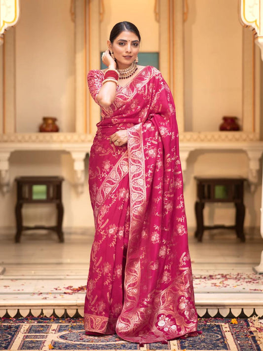Snazzy Dark Pink Soft Silk Saree With Chatoyant Blouse Piece