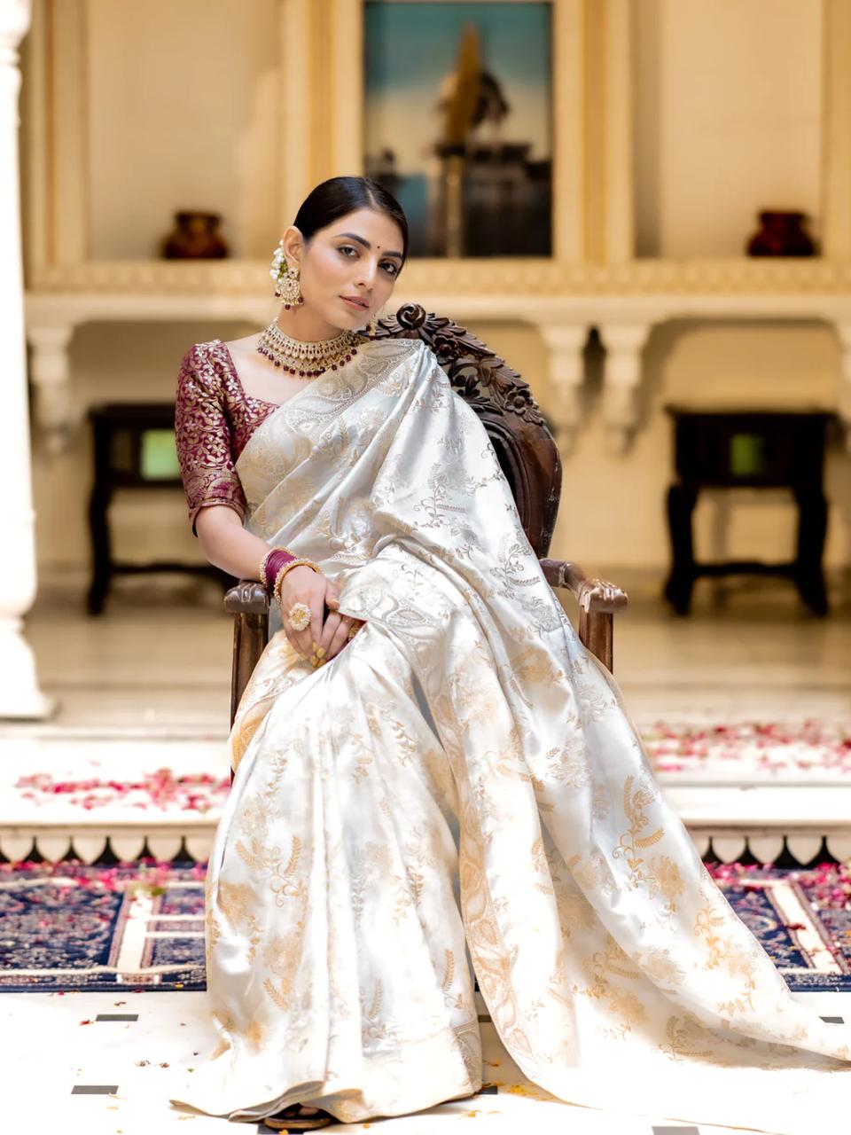 Enigmatic Off White Soft Silk Saree With Transcendent Blouse Piece