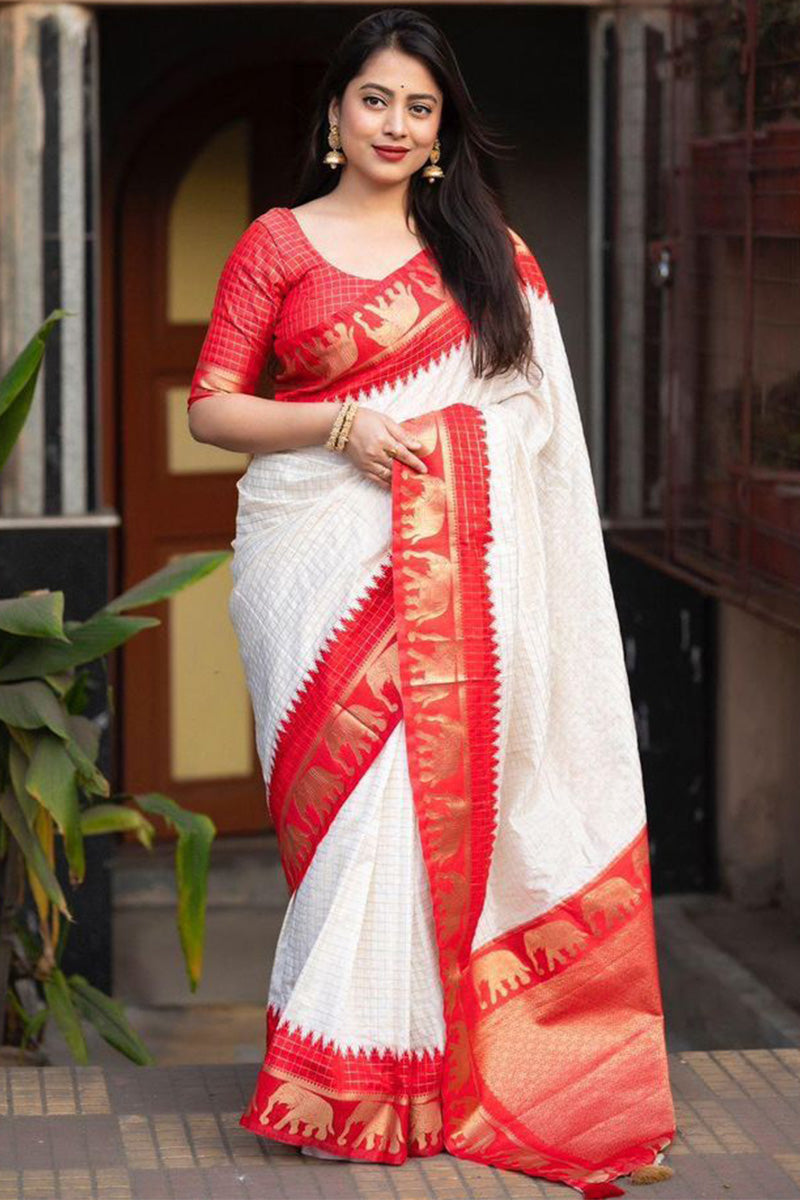 Staggering Off White Soft Silk Saree With Enticing Blouse Piece