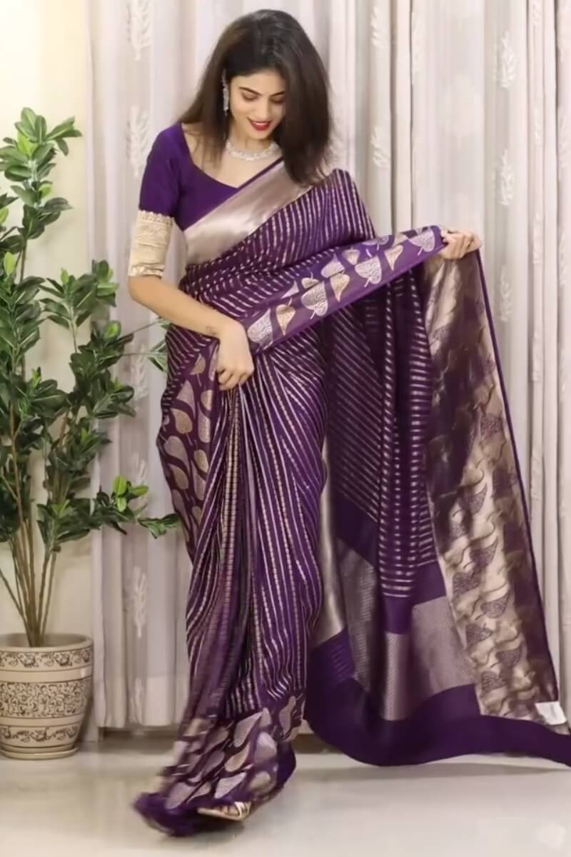 Magnetic Purple Soft Silk Saree With Snappy Blouse Piece