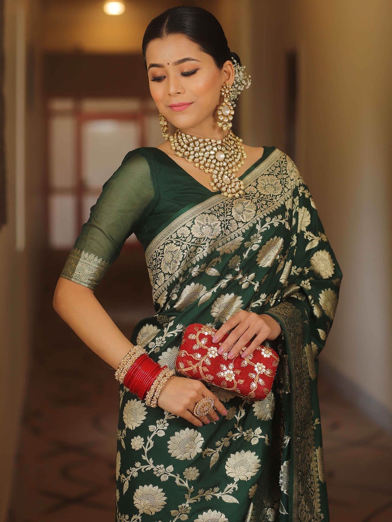 Panache Dark Green Soft Silk Saree With Tremendous Blouse Piece