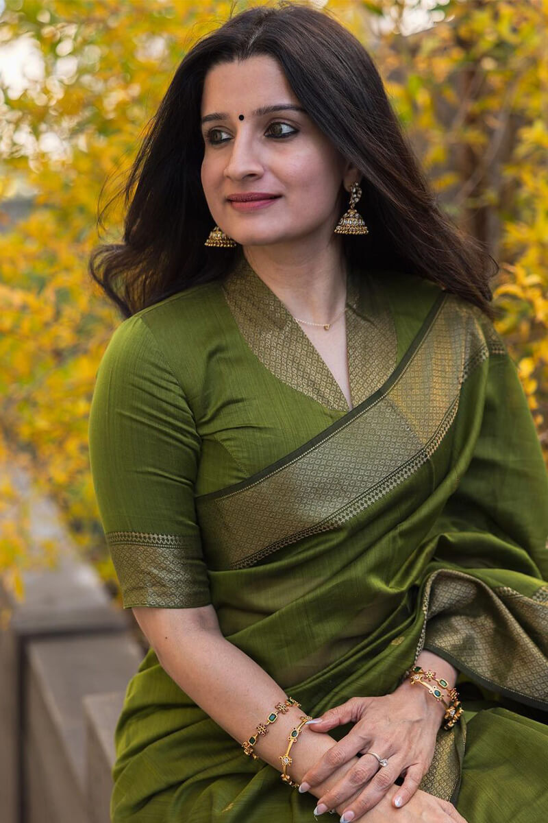 Admirable Green Cotton Silk Saree With Girlish Blouse Piece