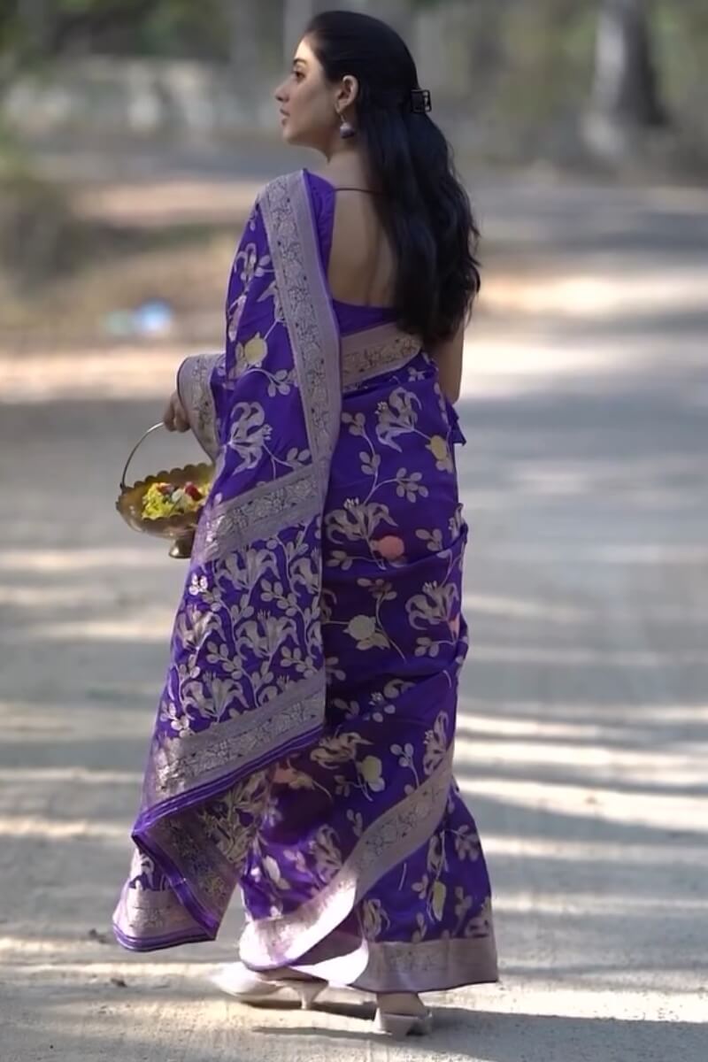 Pretty Purple Soft Silk Saree With Elegant Blouse Piece