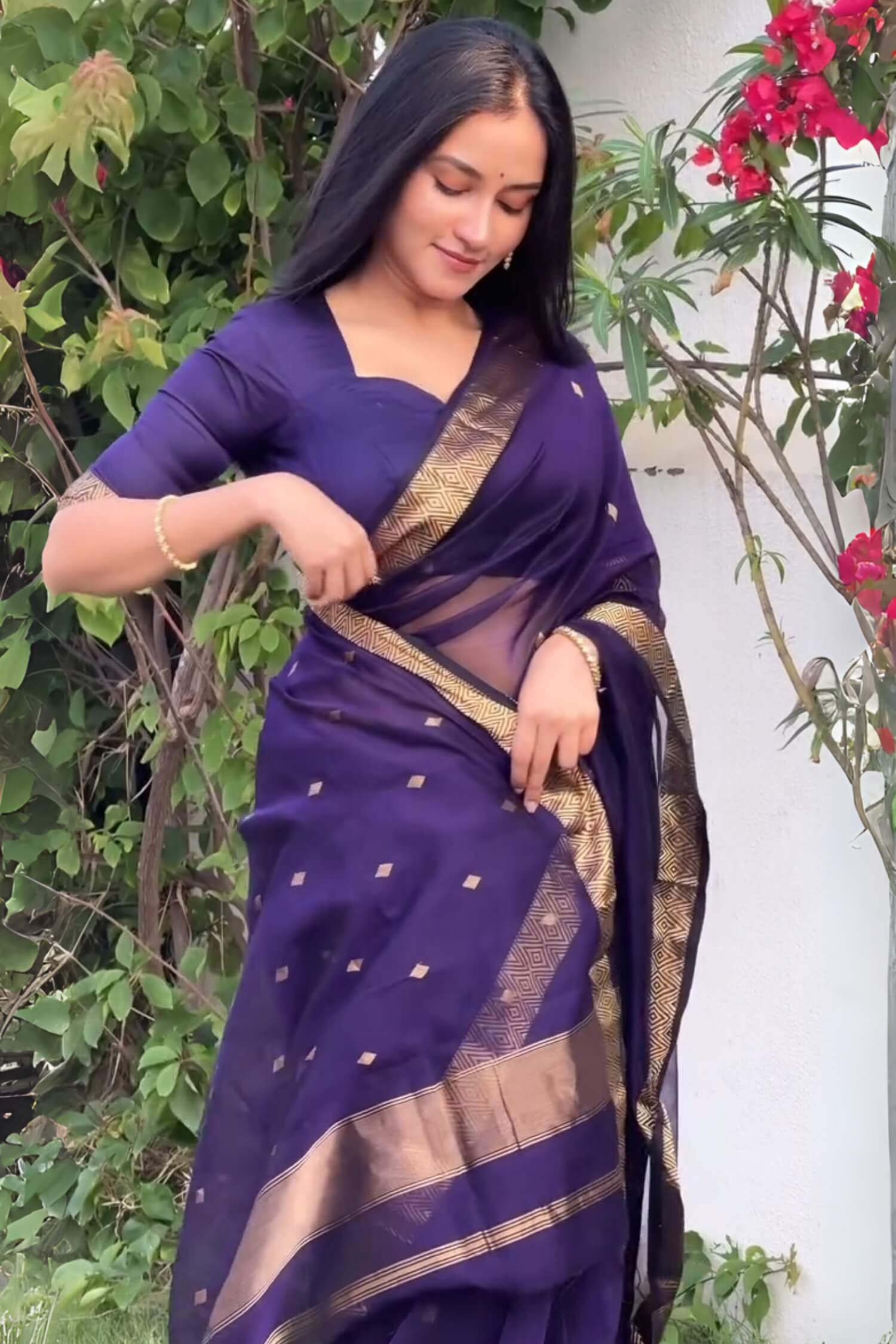 Invaluable Purple Cotton Silk Saree With Efflorescence Blouse Piece