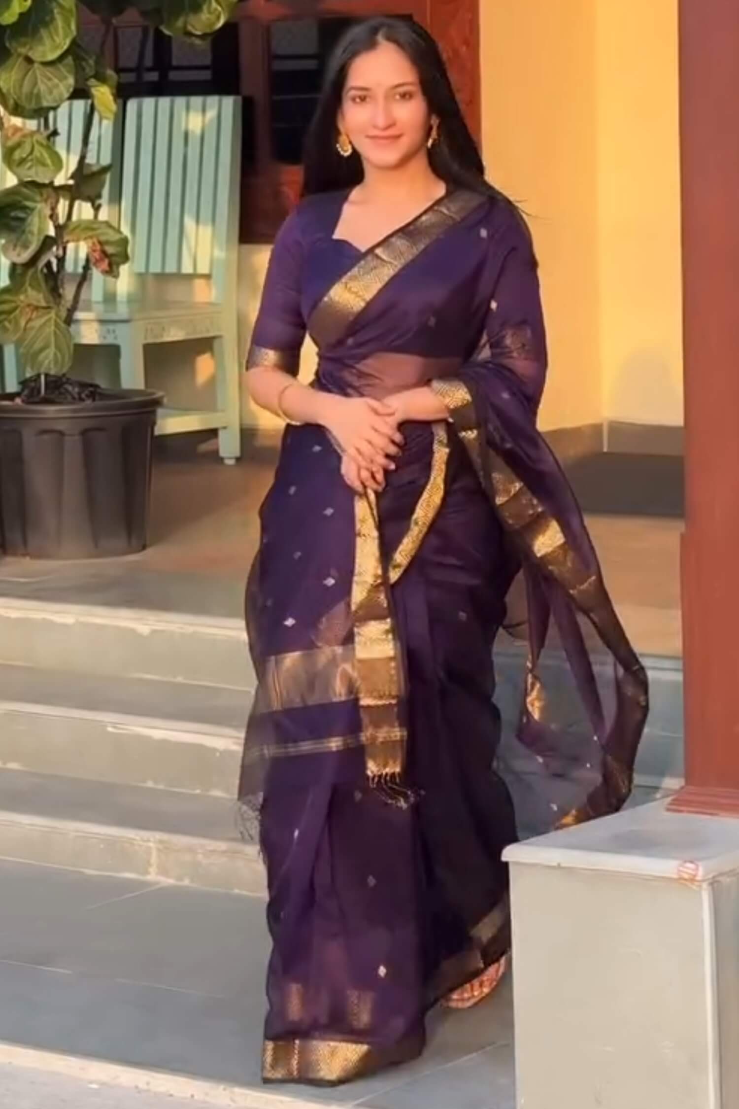 Invaluable Purple Cotton Silk Saree With Efflorescence Blouse Piece