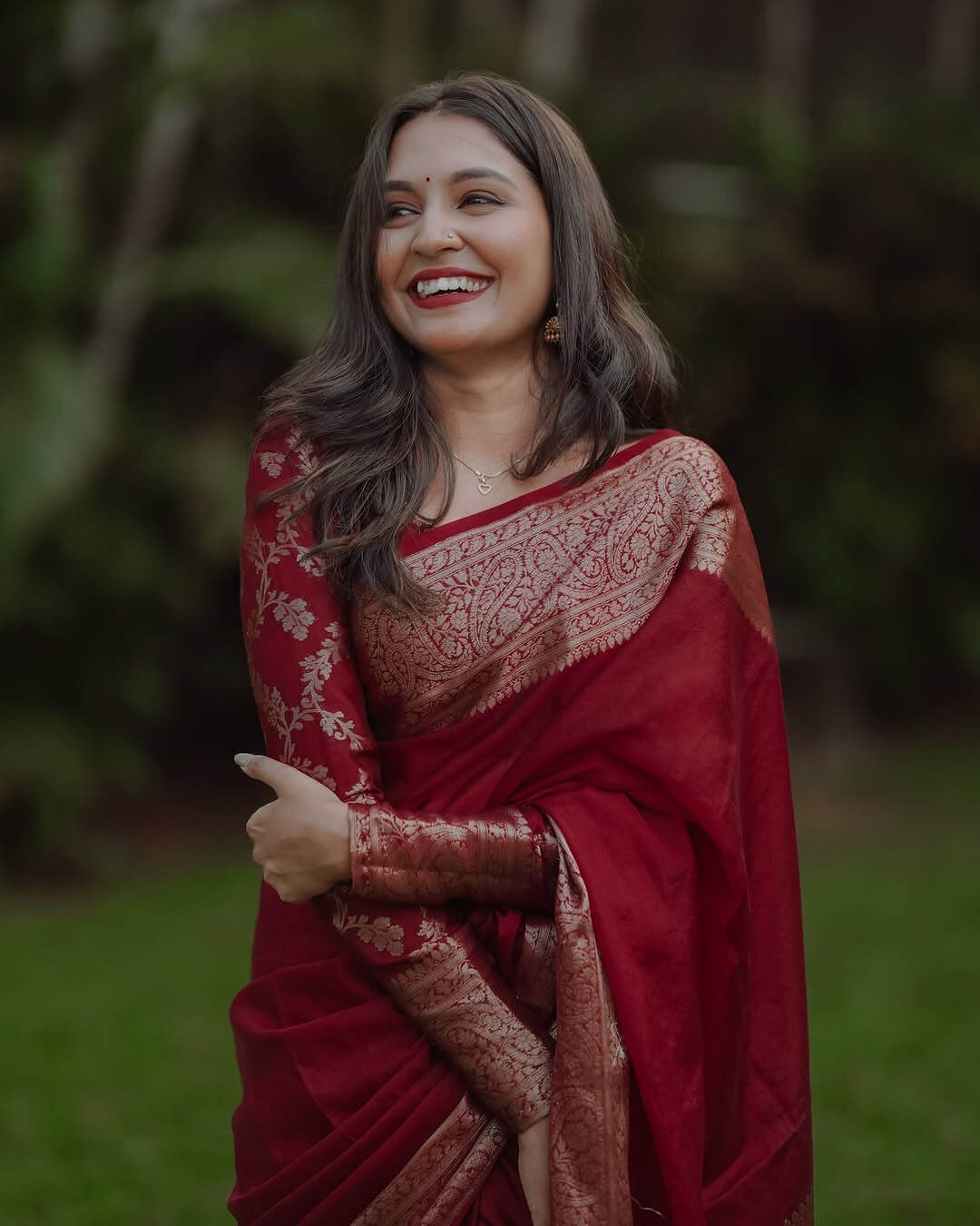 Jazzy Maroon Soft Silk Saree With Transcendent Blouse Piece