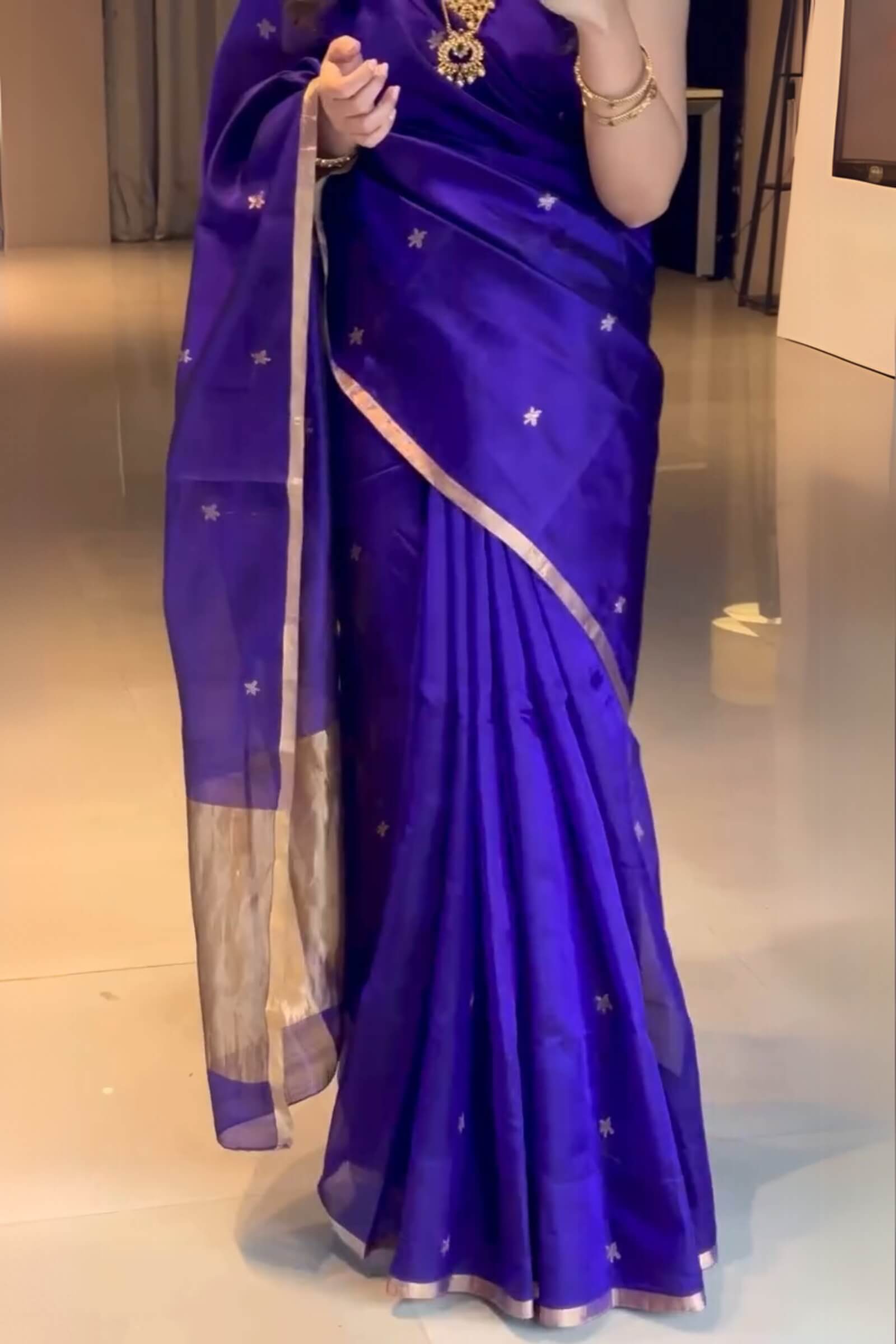 Majesty Royal Blue Soft Silk Saree With Forbearance Blouse Piece