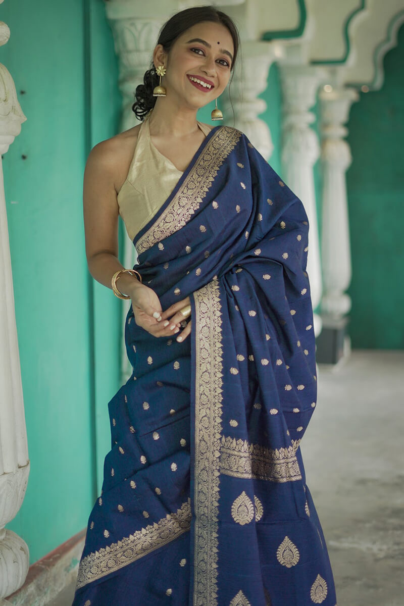 Glowing Blue Linen Silk Saree With Snappy Blouse Piece
