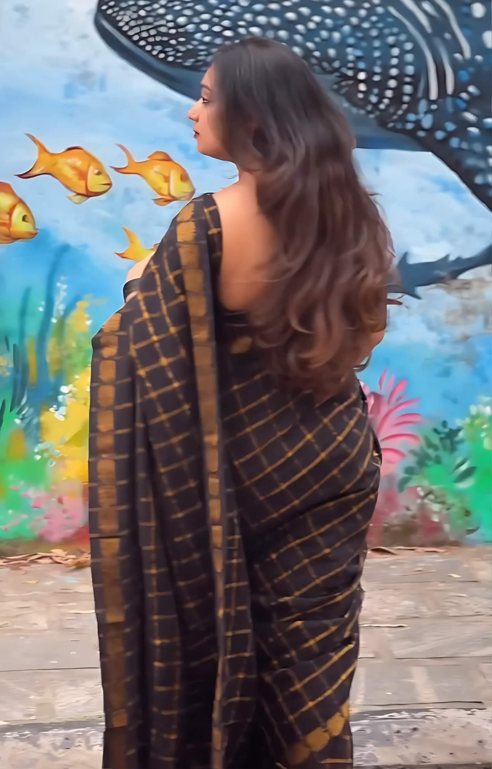 Mesmerising Black Cotton Silk Saree With Beguiling Blouse Piece