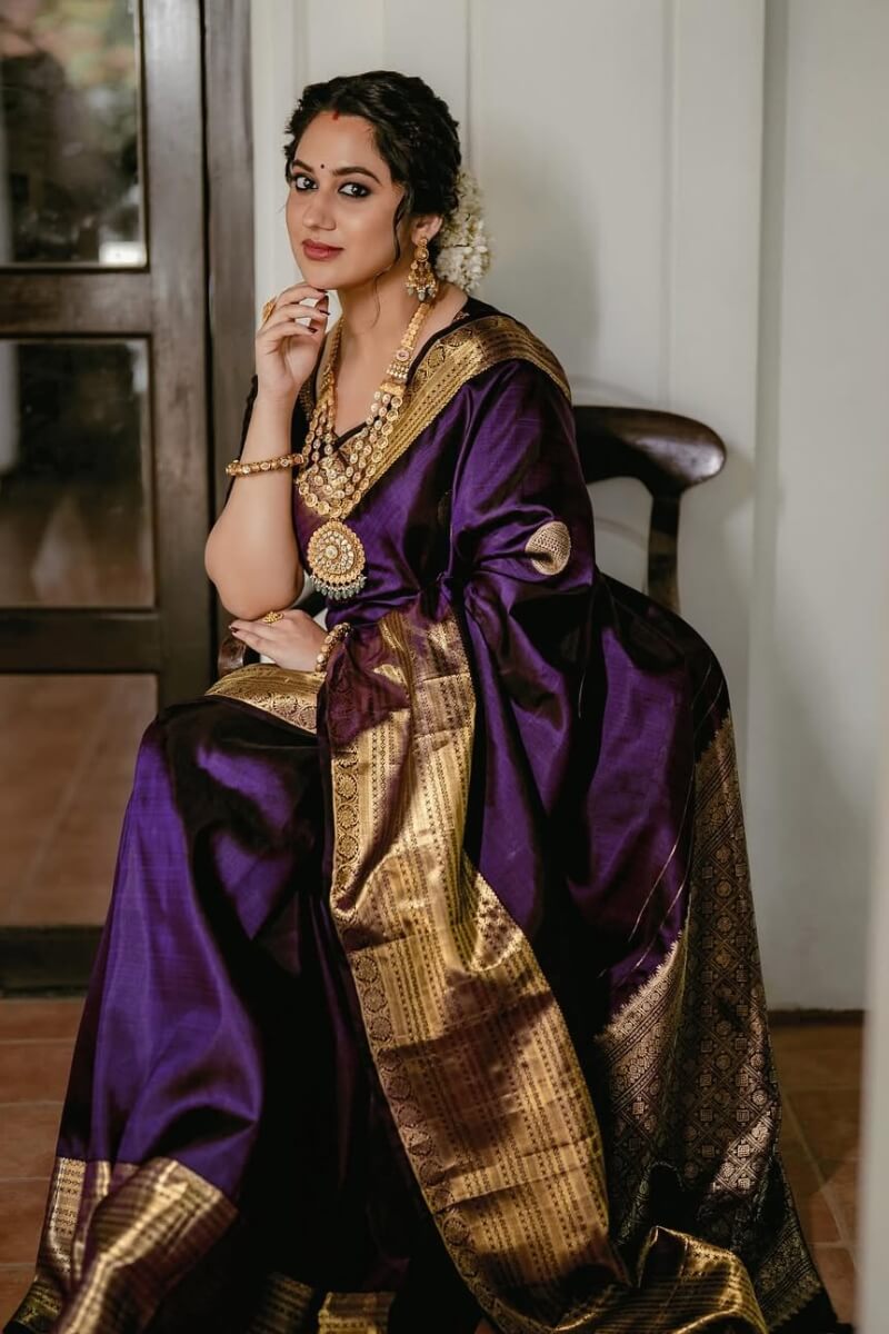 Admirable Purple Soft Banarasi Silk Saree With Embellished Blouse Piece
