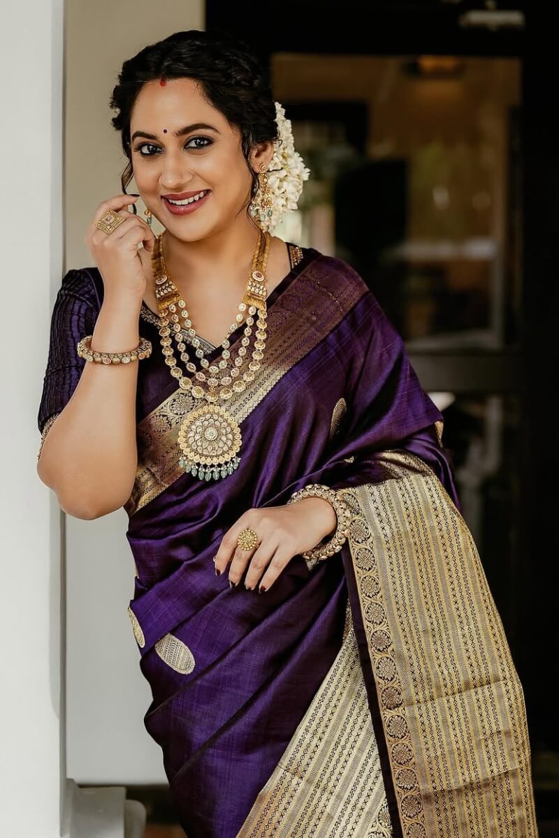 Admirable Purple Soft Banarasi Silk Saree With Embellished Blouse Piece