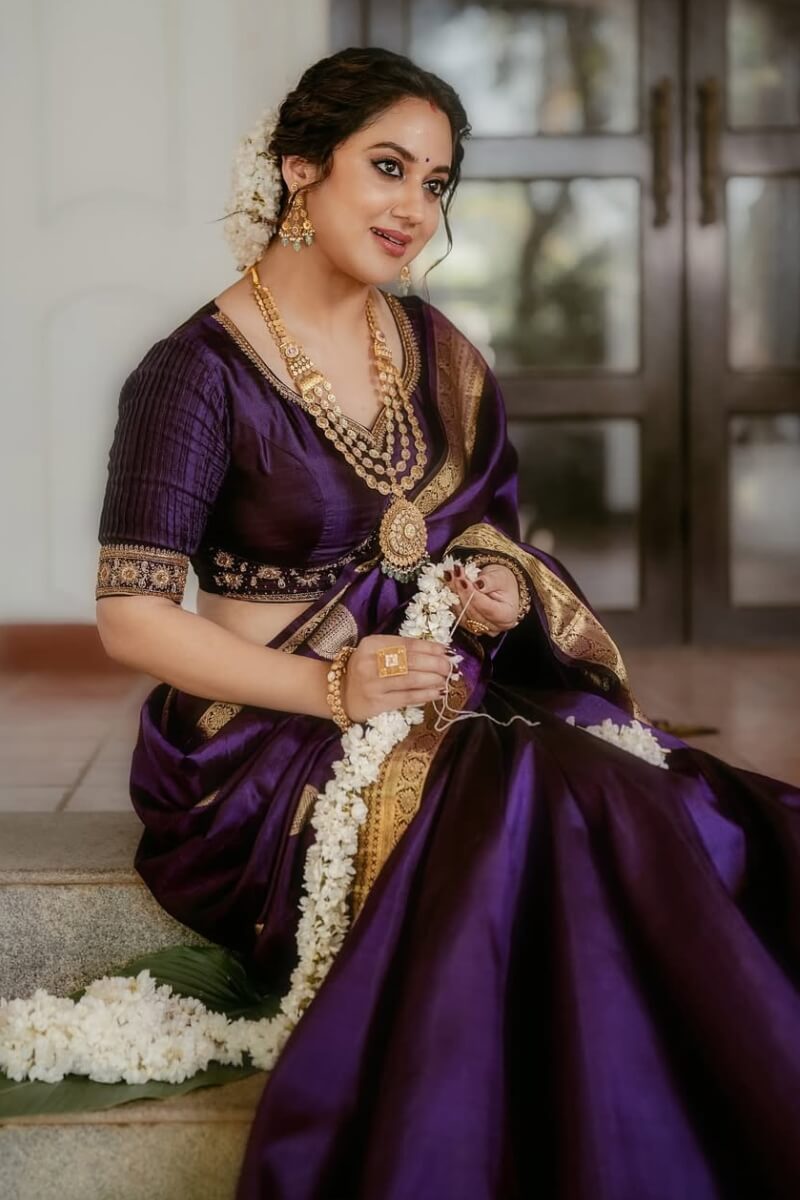 Admirable Purple Soft Banarasi Silk Saree With Embellished Blouse Piece