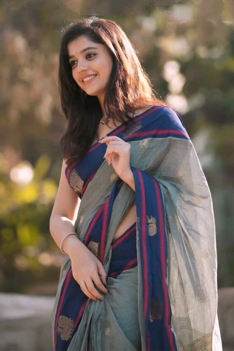 Opulent Grey Cotton Silk Saree With Flaunt Blouse Piece