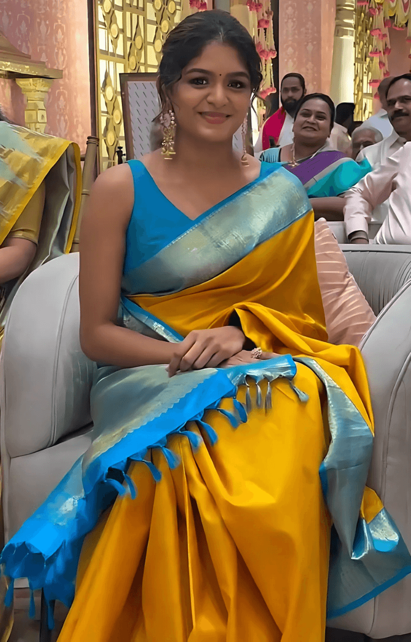Incredible Yellow Soft Silk Saree With Seraphic Blouse Piece