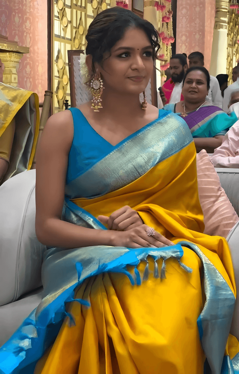 Incredible Yellow Soft Silk Saree With Seraphic Blouse Piece