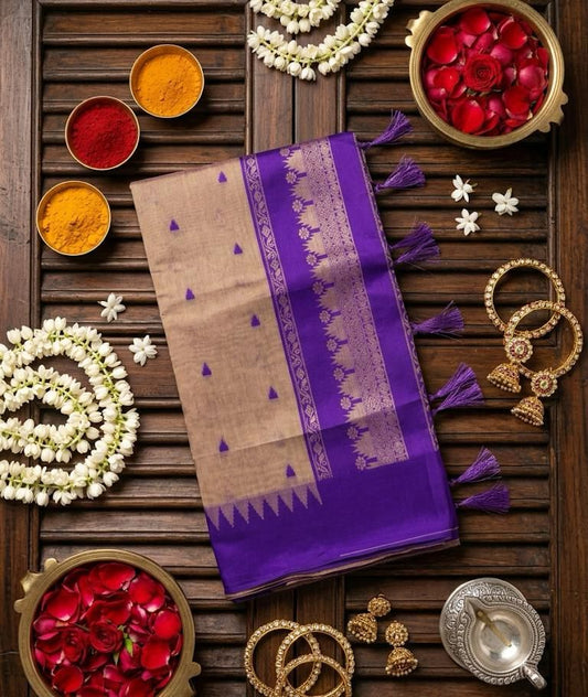 Dazzling Peach Cotton Silk Saree With Beguiling Blouse Piece
