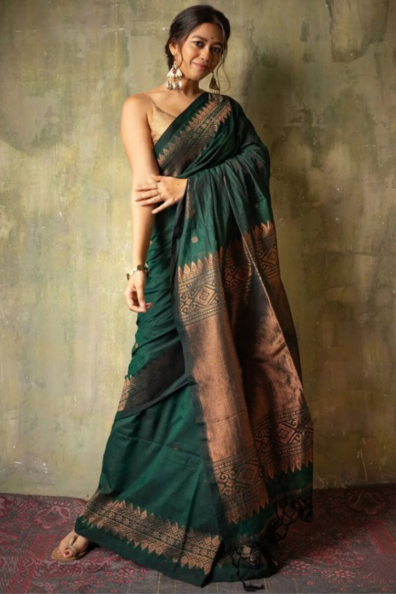 Lagniappe Dark Green Soft Silk Saree With Sumptuous Blouse Piece