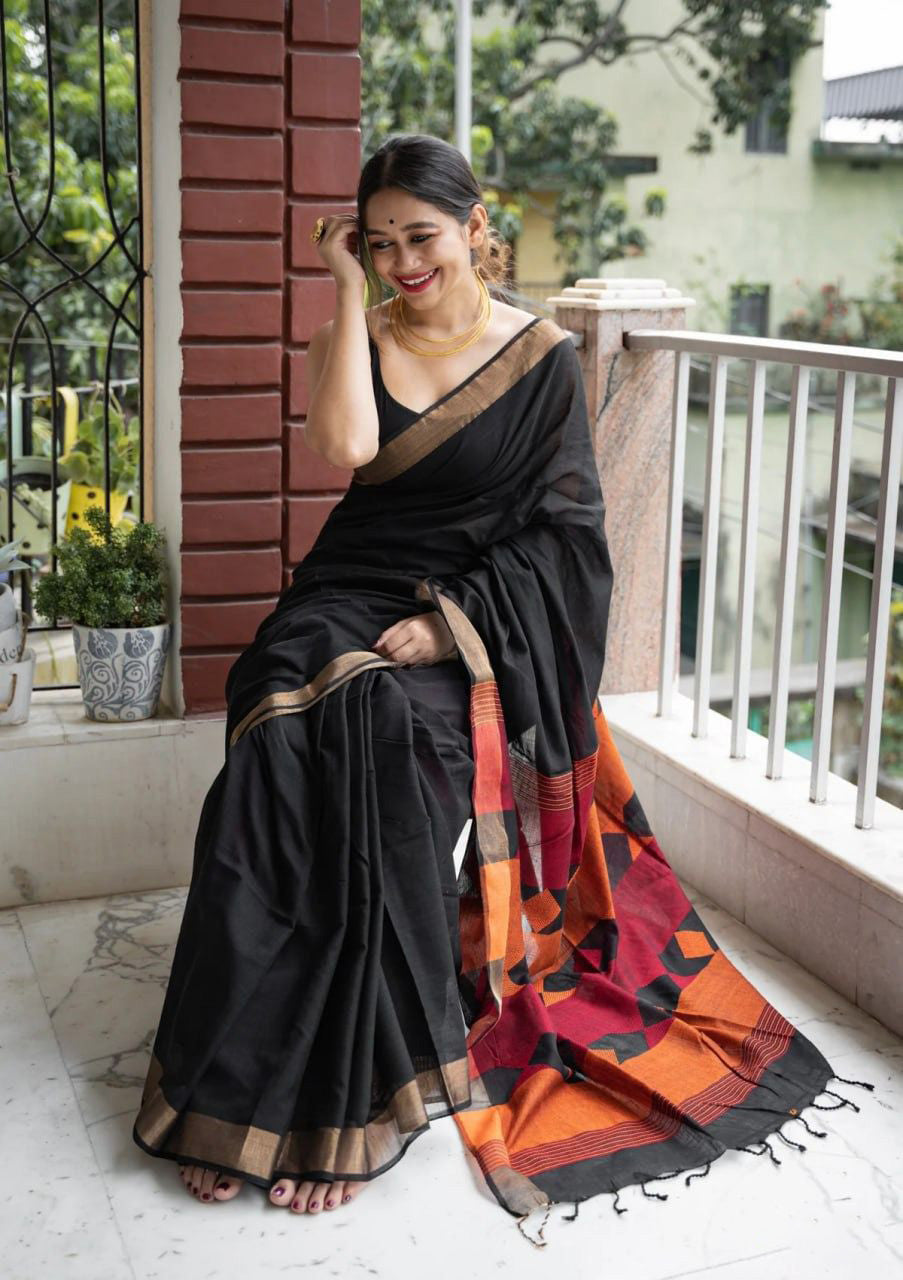 Quintessential Black Cotton Silk Saree With Fugacious Blouse Piece