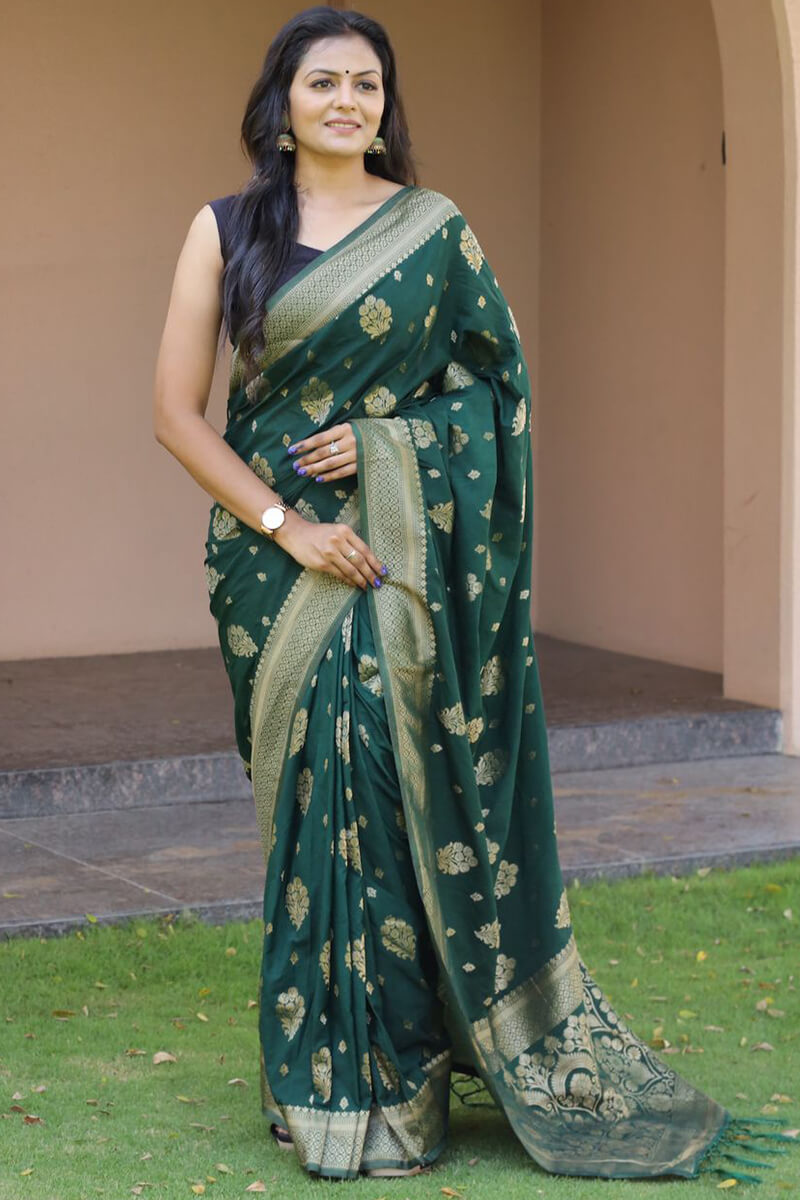 Beguiling Dark Green Soft Banarasi Silk Saree With Enchanting Blouse Pieced