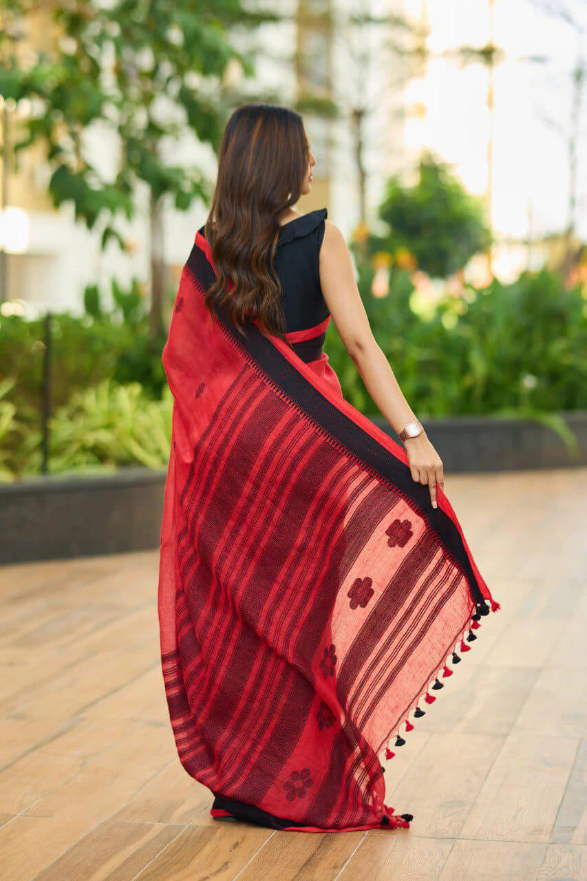 Seraglio Red Cotton Silk Saree With Smart Blouse Piece