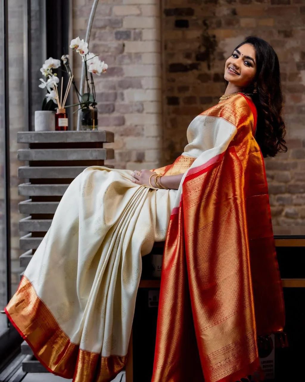 Prodigal Beige Soft Silk Saree With Breathtaking Blouse Piece