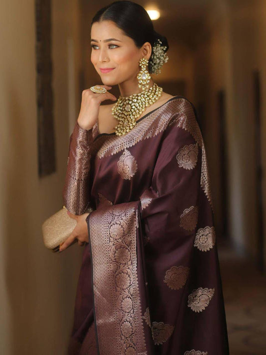 Flameboyant Purple Soft Silk Saree With Demure Blouse Piece