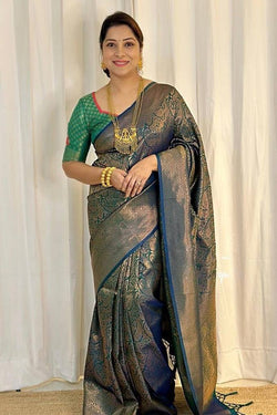 Piquant Dark Green Soft Silk Saree With Palimpsest Blouse Piece