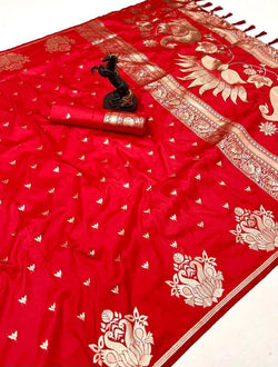 Engaging Red Soft Silk Saree With Flaunt Blouse Piece