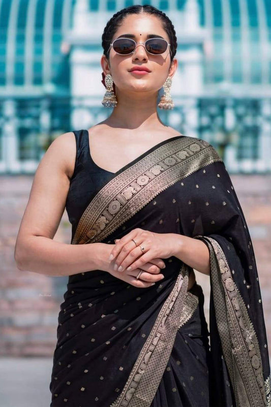 Fragrant Black Soft Silk Saree With Denouement Blouse Piece